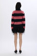 Pull rayé brossé en laine melangé Rayures noir/rose vue portée de dos
