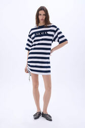 Robe rayée col rond manches courtes Raye blanc / bleu vue portée de face