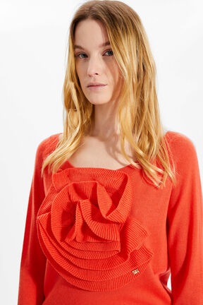 Pull laine mérinos fleur en relief femme Corail vue de détail 2