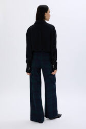 Crepe shirt Black back worn view