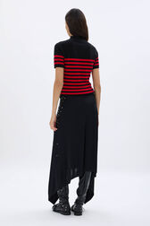 Striped short-sleeved woolen sweater Black/red back worn view