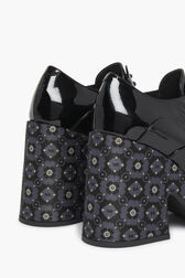 Black Vinyl Lace Shoes Black details view 1