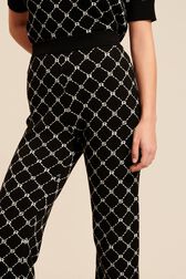 Women Jacquard Pants Black details view 2