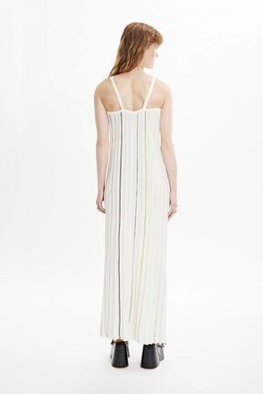 Robe plissée rayée multicolore femme Ecru vue portée de dos