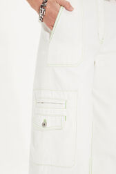 Pantalon cargo à poches en denim Ecru vue de détail 1