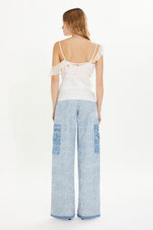 Pantalon cargo en denim zèbre Bleu vue portée de dos