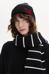Two-Colour Wool Knit Beanie Hat Black/white front worn view