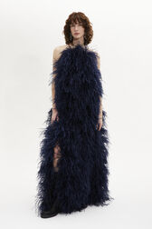 Robe longue à bretelle en plumes d'autruche femme Navy vue portée de face