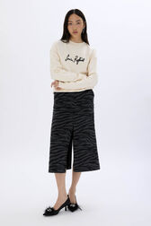 Long-sleeved sweatshirt Cream front worn view