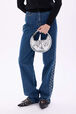 Sac Domino mini en cuir métal effet croco Argent vue portée de dos
