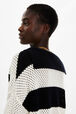 Vareuse ajourée résille bicolore femme Raye noir/ecru vue de détail 2