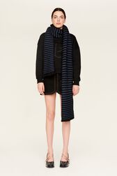 Women Plain Crewneck Sweater Black details view 2