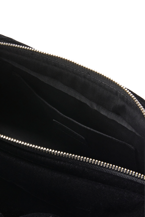 Baguette Demi-Pull velvet bag Black details view 2