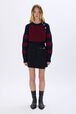 Pull à rayures reliefées Raye bleu/rouge vue portée de face
