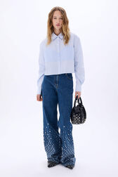 Chemise crop en coton à manches longues fines rayures Raye blanc / bleu vue portée de face