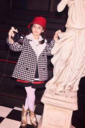 Caban avec col fille motif pied de poule Noir vue portée de face