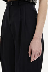 Cool Wool Pleated Trousers Black details view 2