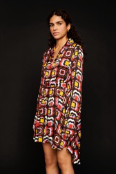 Robe courte motif Mai 68 femme Multico crea vue de détail 1