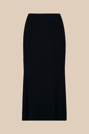 Women Ribbed Knit Long Skirt Black back view